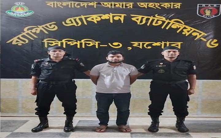 বগুড়ার ধর্ষণ মামলার আসামী যশোর থেকে গ্রেফতার